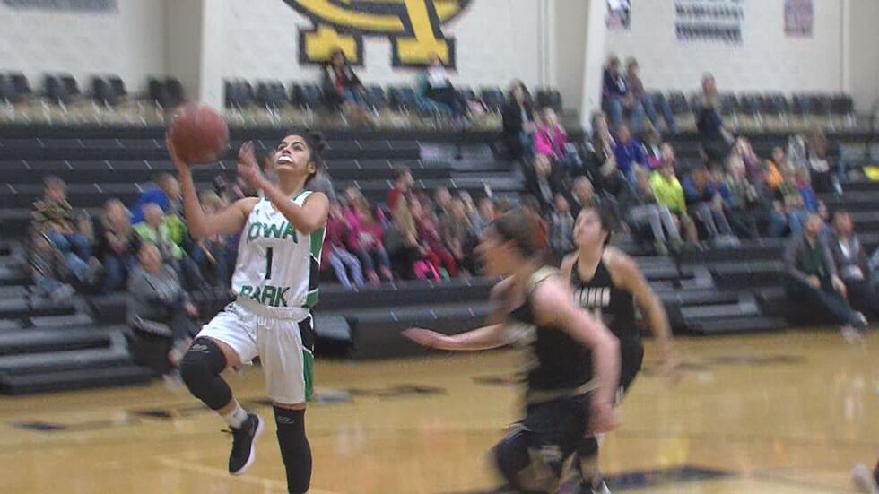 Iowa Park vs. Archer City basketball. / Source: KAUZ