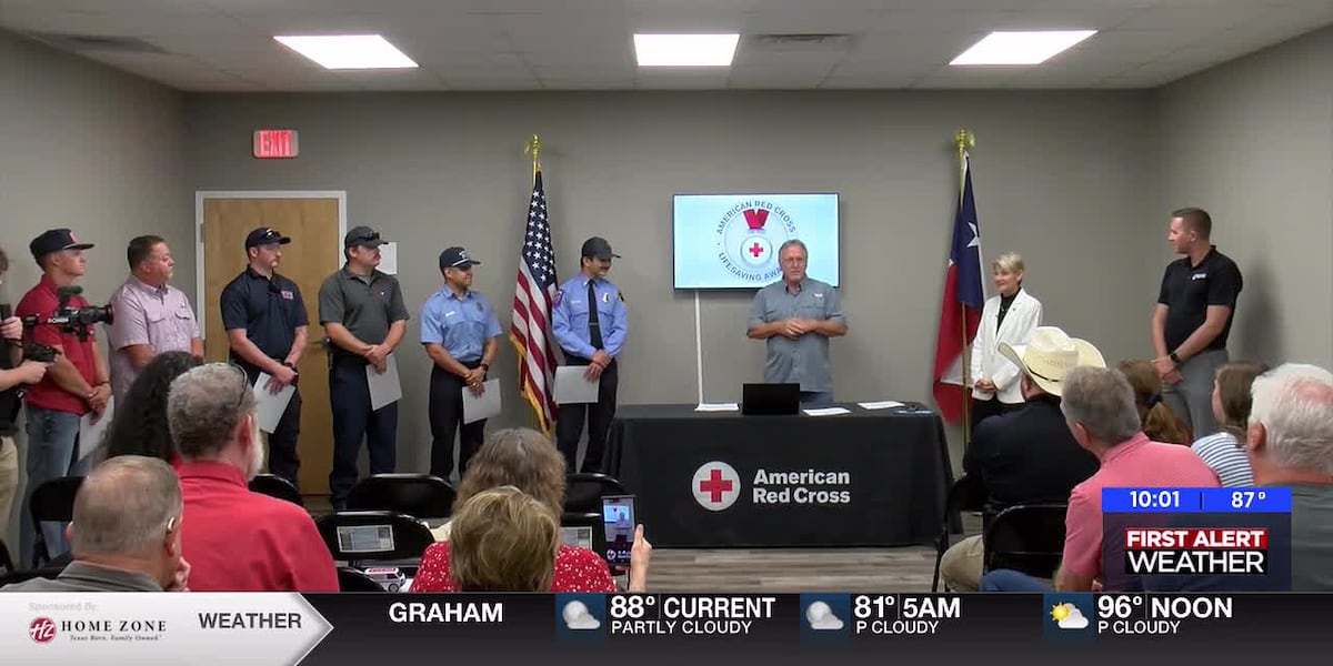 Ceremony honors those that saved a man's life